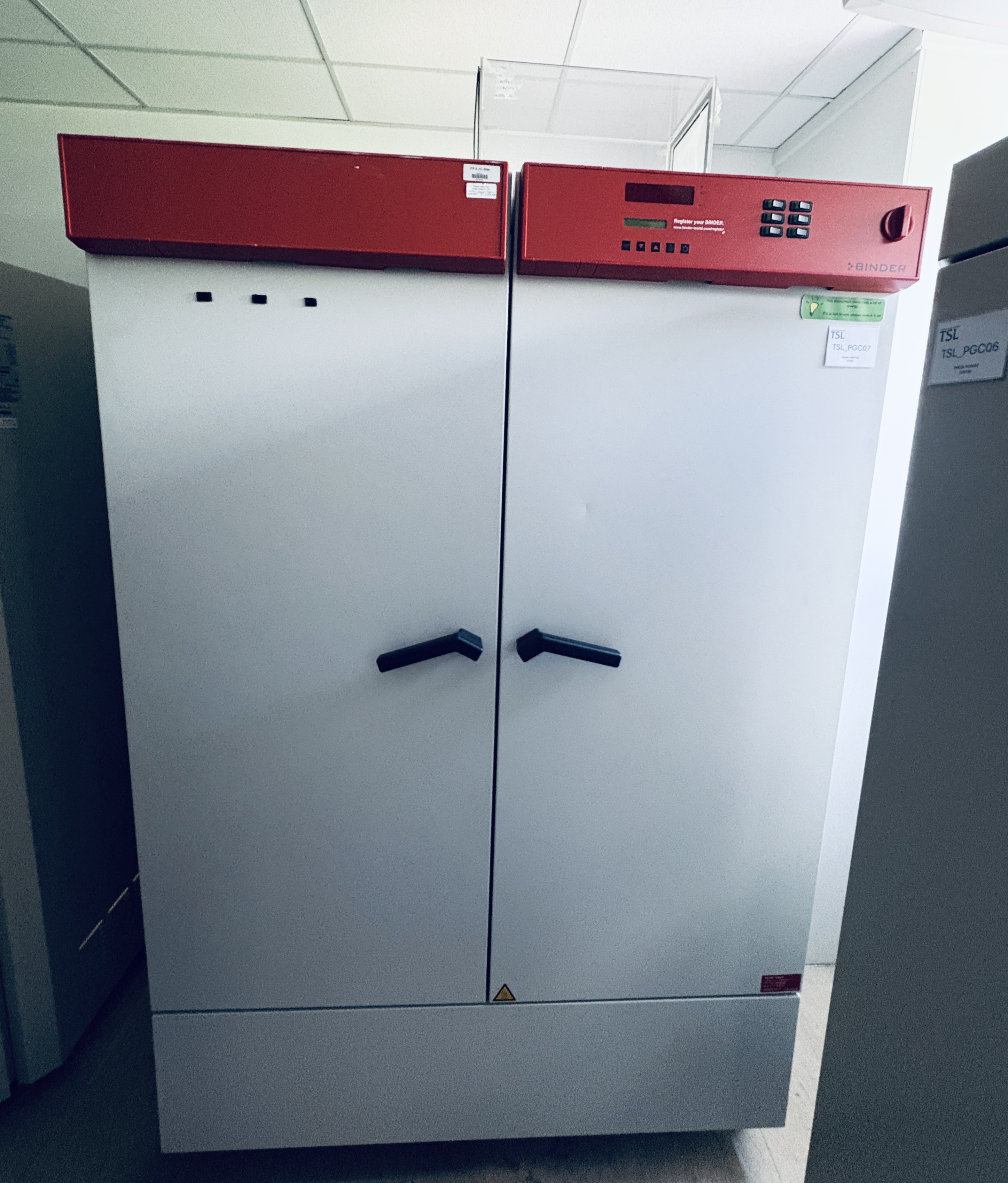 BINDER growth chamber TSL PGC07, Growth Room, TSL Building Ground Floor